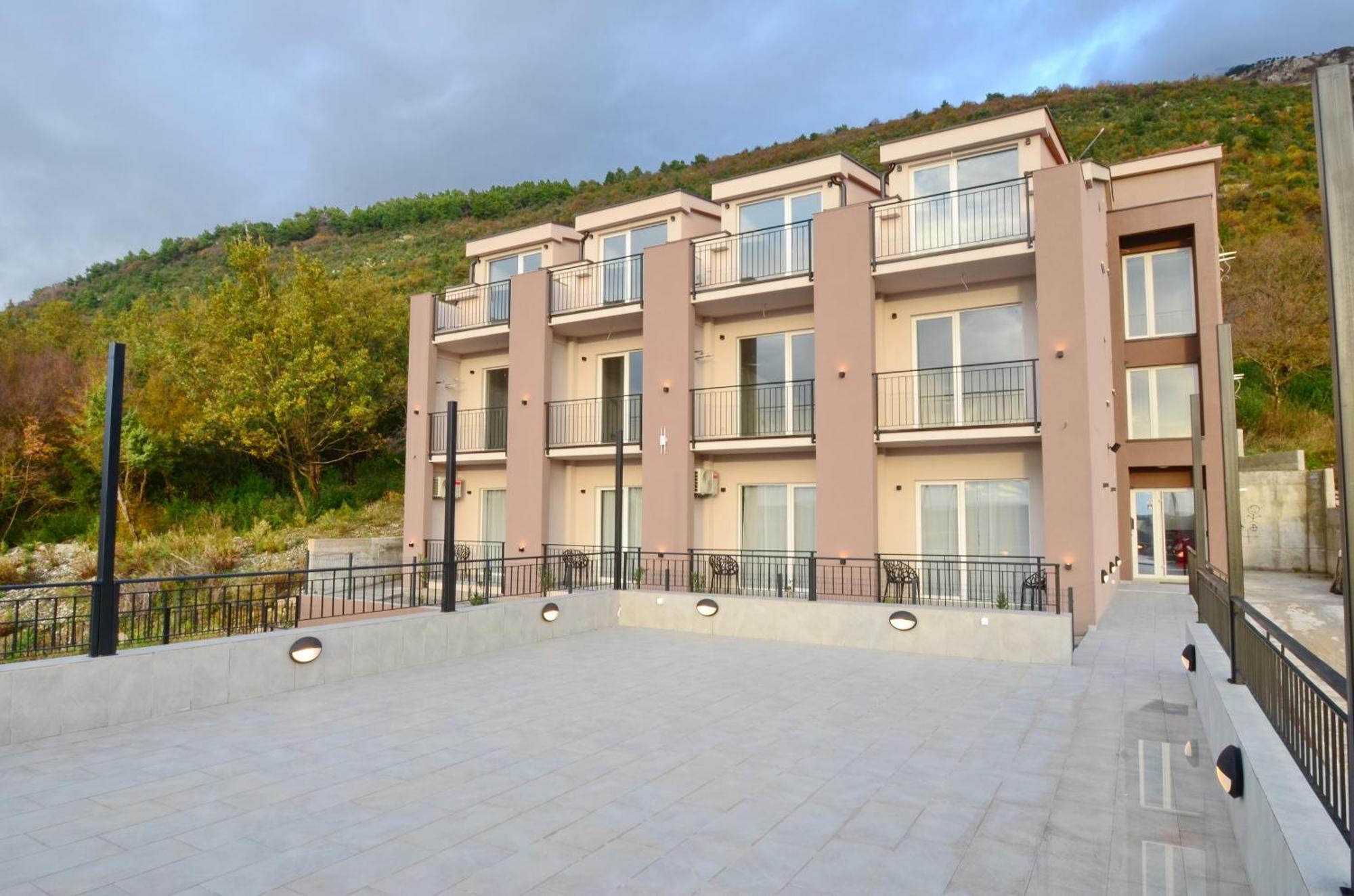 Residence Spa Apartments Dub Котор Екстер'єр фото